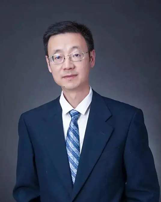 罗均